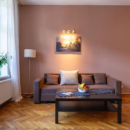 Spacious, Central & Artistic W/Brand New Bathroom! Krasków Exterior foto