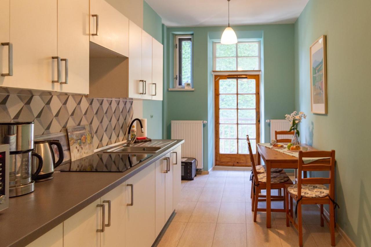 Spacious, Central & Artistic W/Brand New Bathroom! Krasków Exterior foto
